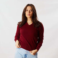 Lambswool V-neck women - Carmine