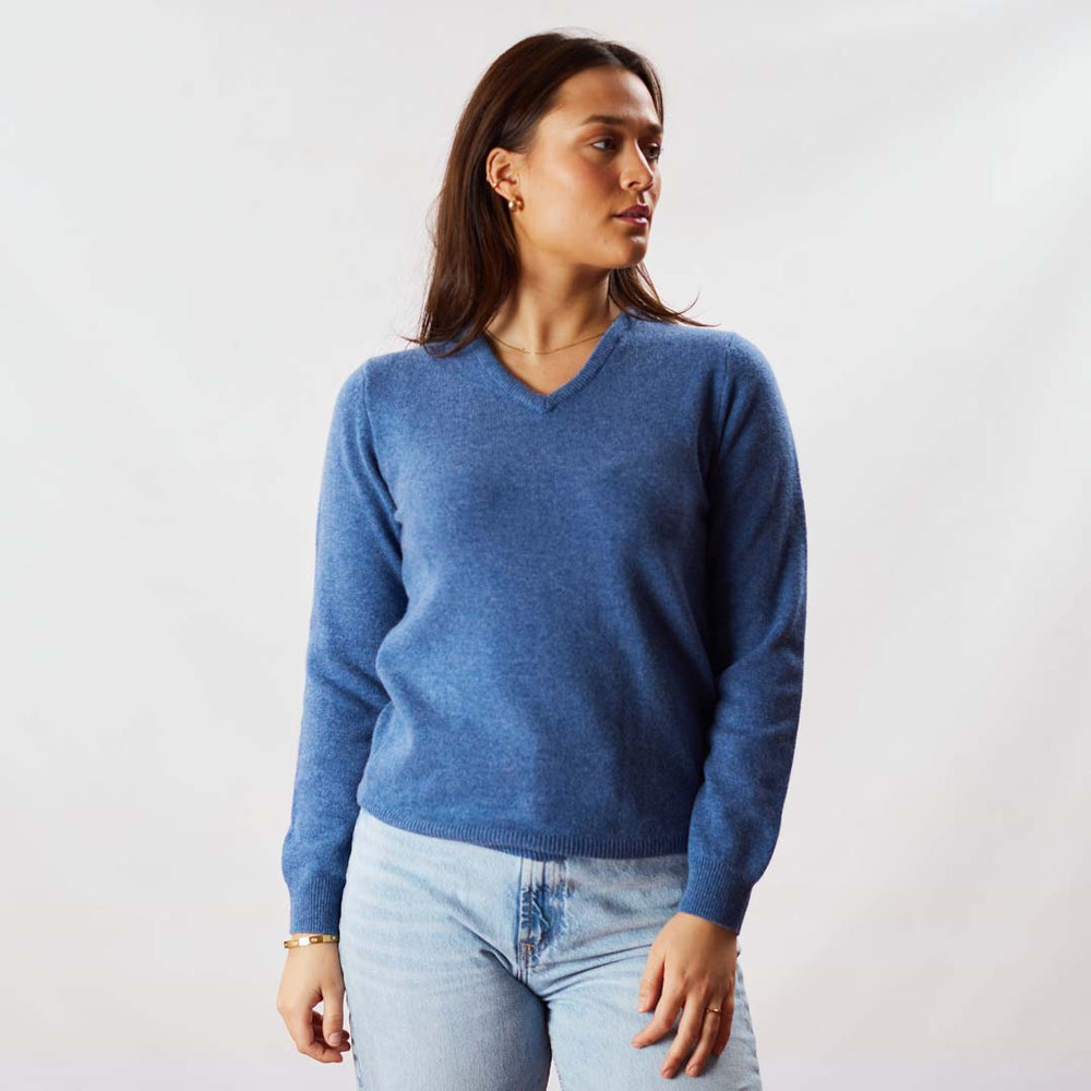 Lambswool V-neck women - Jeans