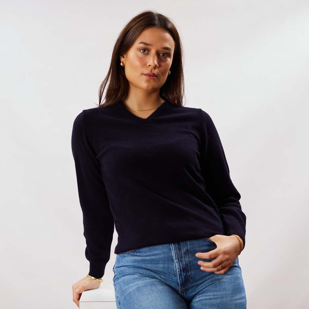 Lambswool V-neck women - Navy