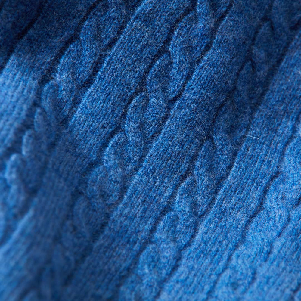 Lambswool small cable crew neck - River