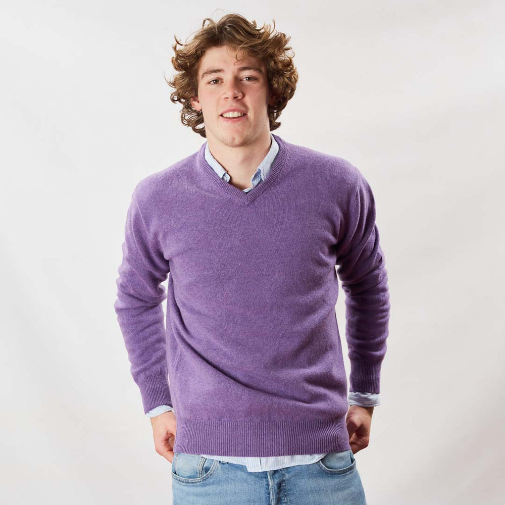 Lambswool V-neck - Clemantis