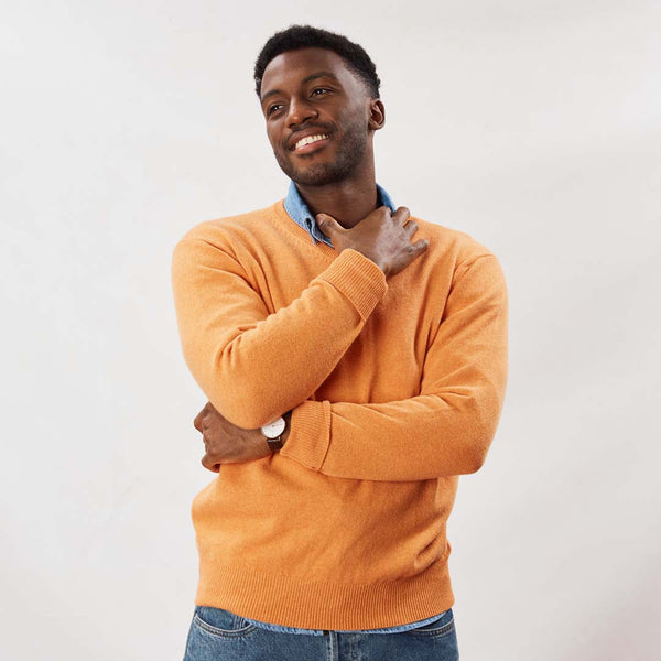 Lambswool V-neck - Turmeric